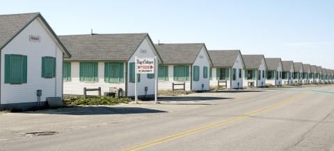 "No vacancy" near P-Town, Cape Cod 2011  © Florian Jaenicke