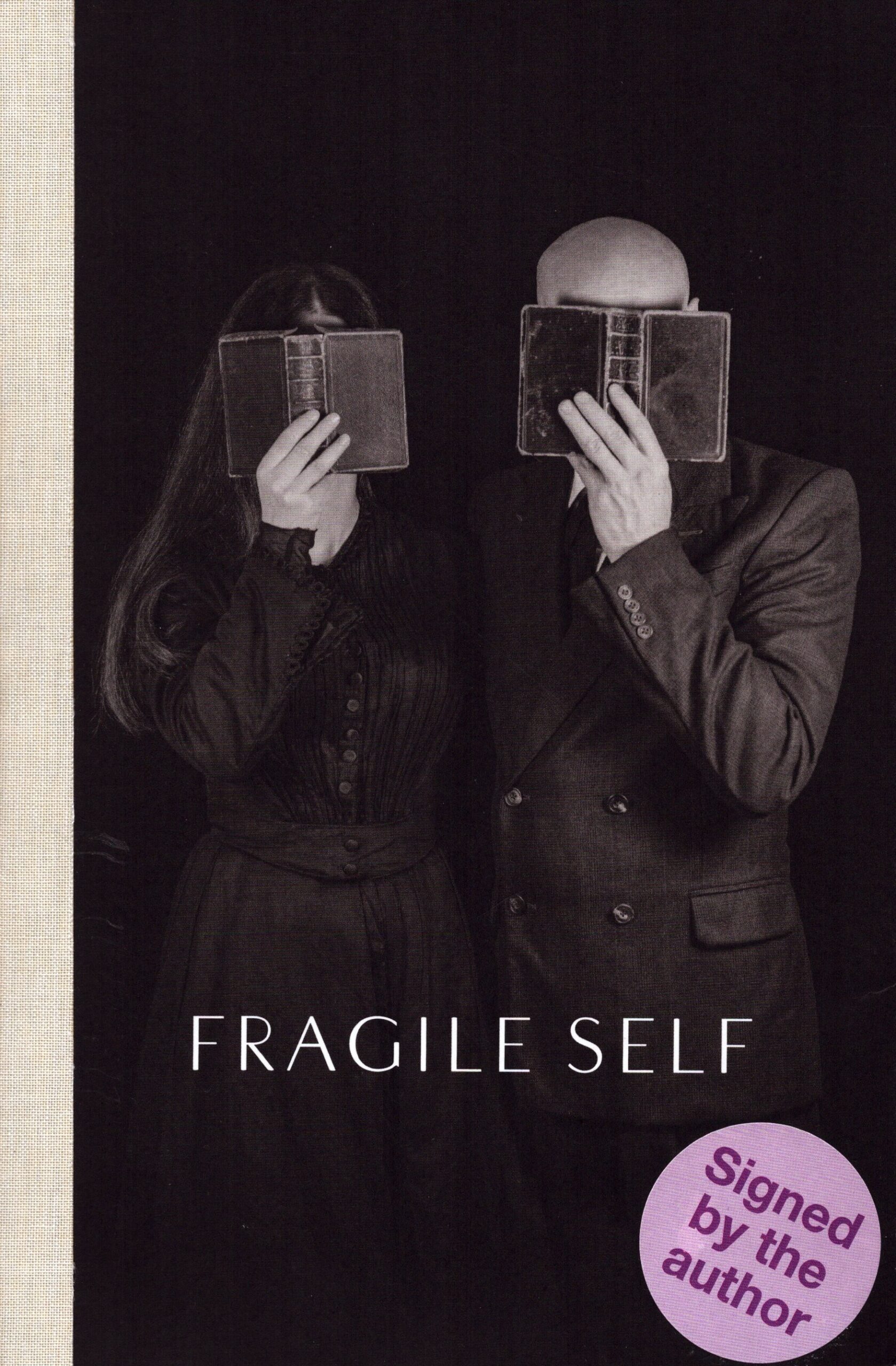 Anıl Aykan, Jonathan Barnbrook : Fragile Self